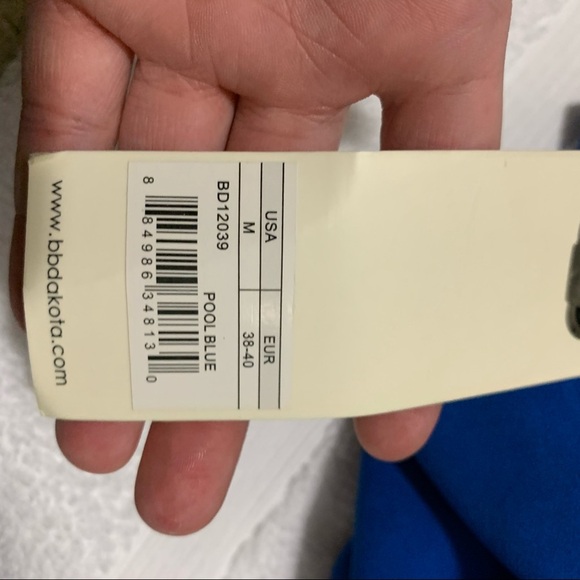 Bb Dakota cropped blue blazer - Picture 4 of 4